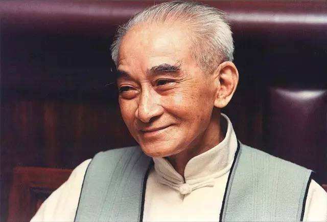 黄帝内经|你不会猜到，《黄帝内经》的第一篇目竟然是？