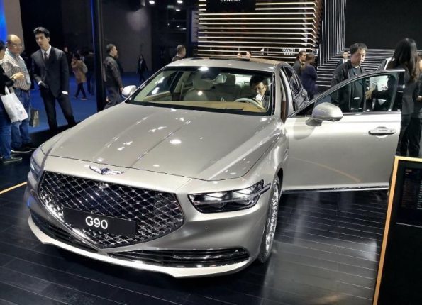 东方豪华的代表——现代捷恩斯g90的前脸 可以窥见"礼"的儒学思想