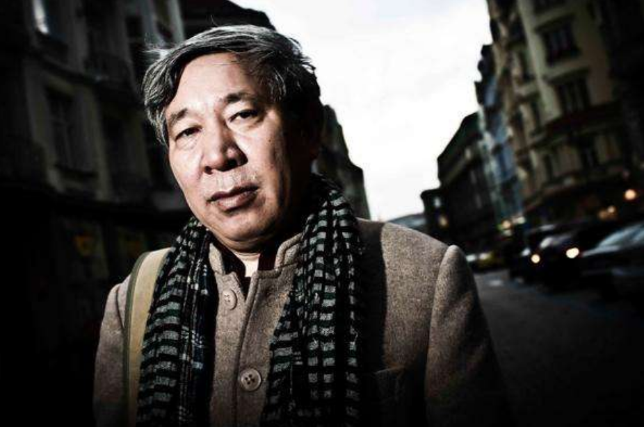 莫言拿诺贝尔奖后同行力挺,阎连科:西方给莫言的赞誉不及其成就_腾讯