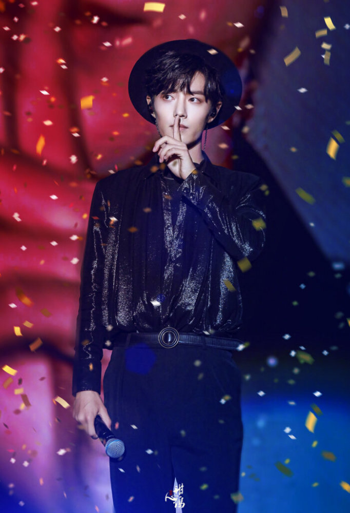 吉尼斯世界纪录|肖战被推到浪尖左右为难，《光点》破吉尼斯纪录，余生能否回春？