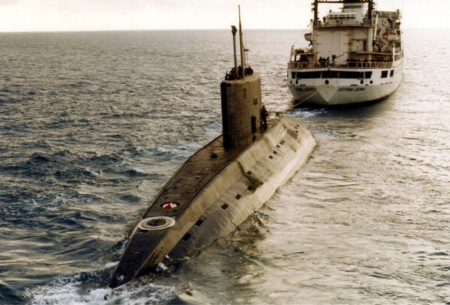 [伊朗从俄罗斯进口的"基洛"级常规动力潜艇]