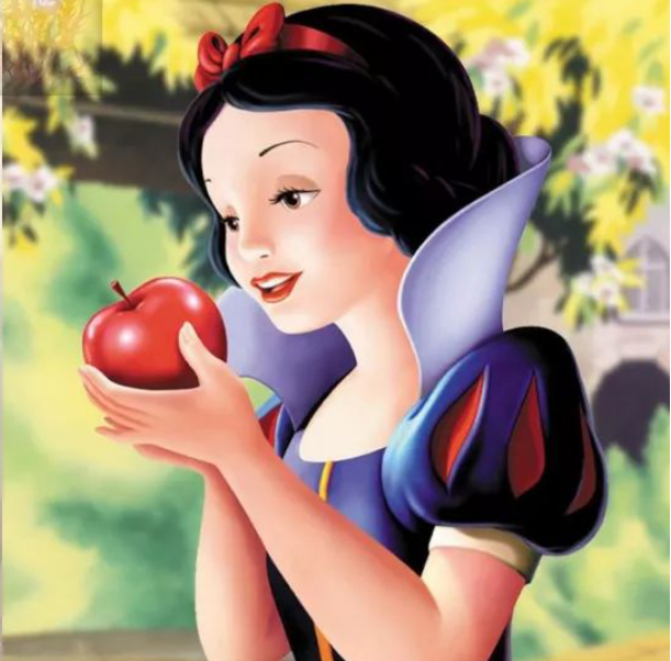 泰国小哥用肚皮实力cos白雪公主,看到过程后,网友:还我的童年!