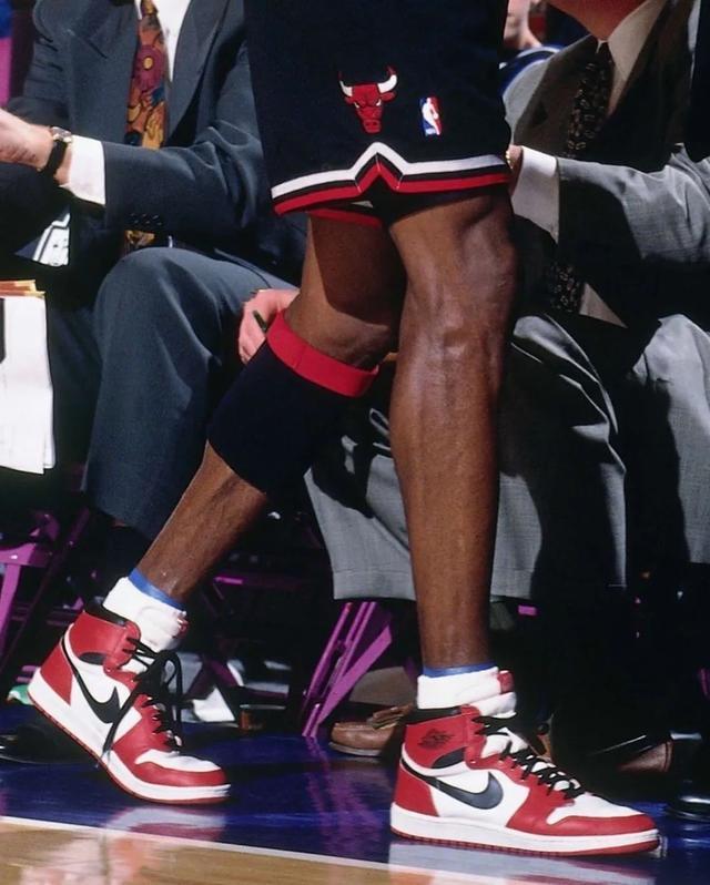 nba球员上脚乔丹穿过的经典战靴airjordan是怎么来的