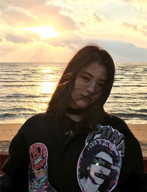 《夫妇的世界》中饰演小三的韩素希原来身材这样保持的