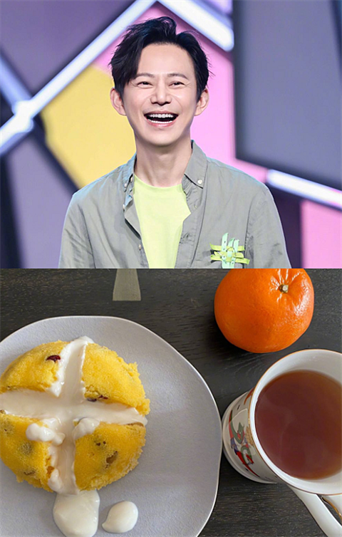 有种少叫男星的早饭,肖战四个小面包算多的,而他只吃一个饺子!