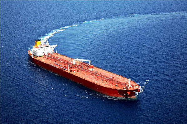 世界超级巨型油轮,相当于7艘福特号航母,比埃菲尔铁塔还要长!