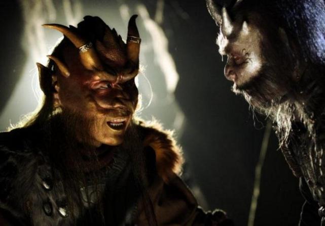 金银角一难,孙悟空以紫金葫芦收下金银角,等到老君下界时,金银角早