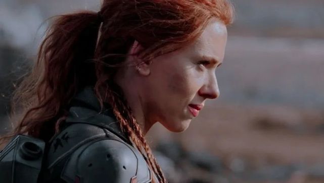 寡姐的辫子真可爱!《黑寡妇》曝光青年黑寡妇新造型