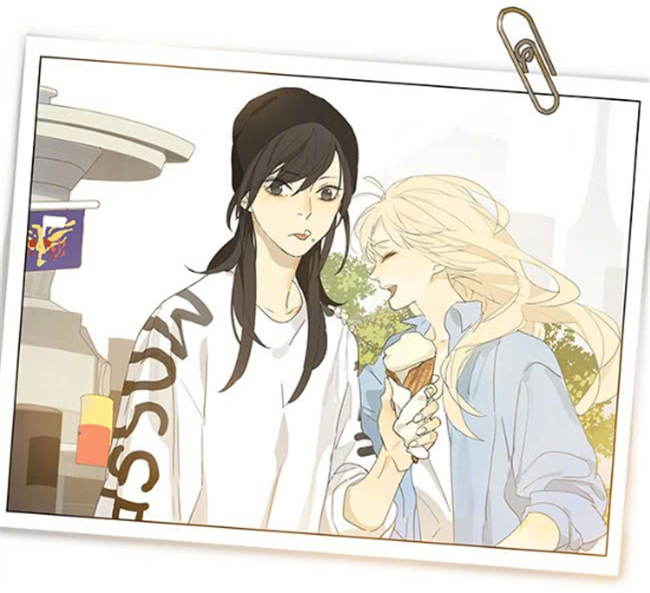 搞笑疯人:秋瞳和孙璟一起在公园赏花,两人的欢声笑语让公园更添风采