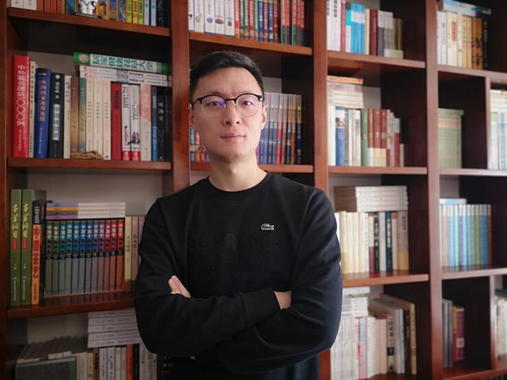 近日,东北大学招生办公室主任孙贺接受采访,表示考生