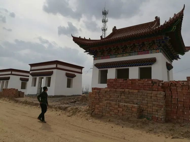 王爱召的前世,今生及来生