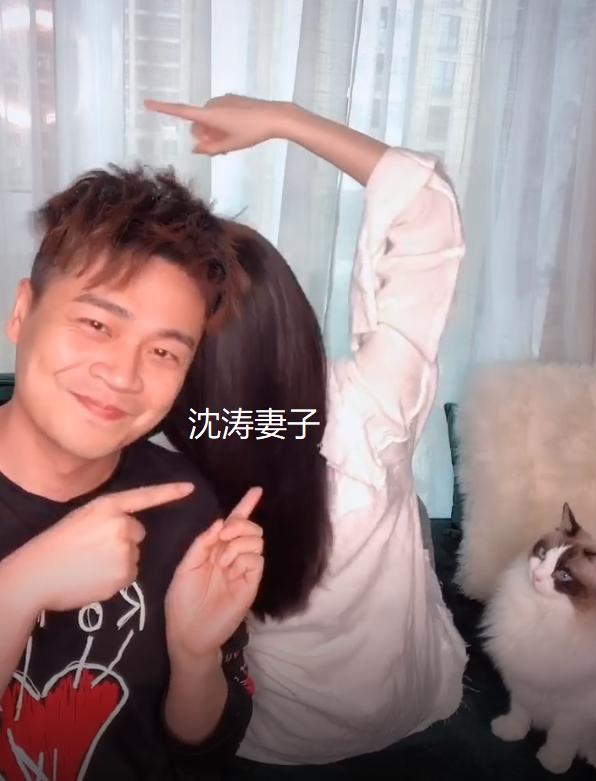 被浙江台力捧也谋副业主持人沈涛深夜直播吸金爆料明星感情