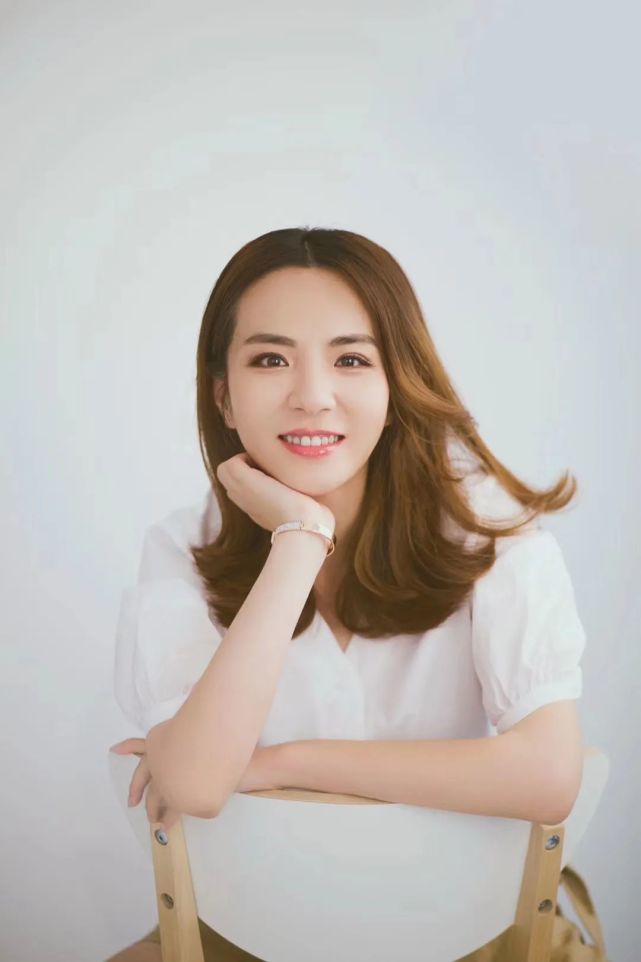 7《懒洋洋》安妮fm101.7《嗨嗨早班》蕴涵fm101.