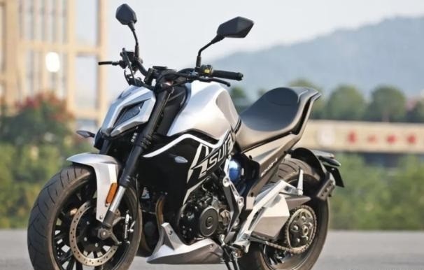 《轩摩要记》机械猛犬 奔达星罗"阿修罗"400