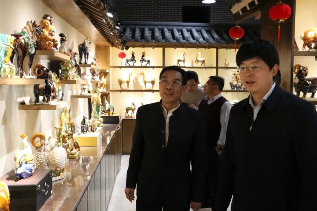 孟津县副县长鲁俊生直播带货助农奥利给