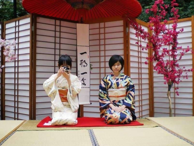 日本姑娘透露原因!