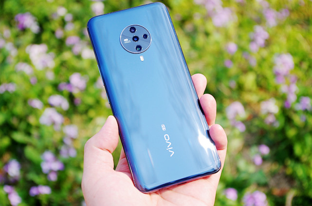 vivos6上手体验最轻薄5g全新自拍20成就年轻人的最爱