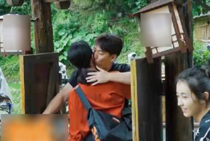 黄磊|甜蜜！孙莉迎43岁生日，黄磊发文表白，两人结婚16年生3娃太幸福