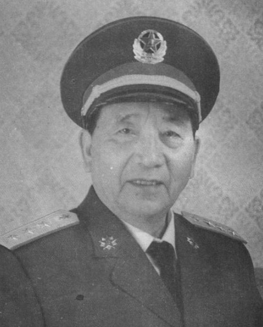 志愿军12军,军长是中将,旗下师长军衔却比军长还高!
