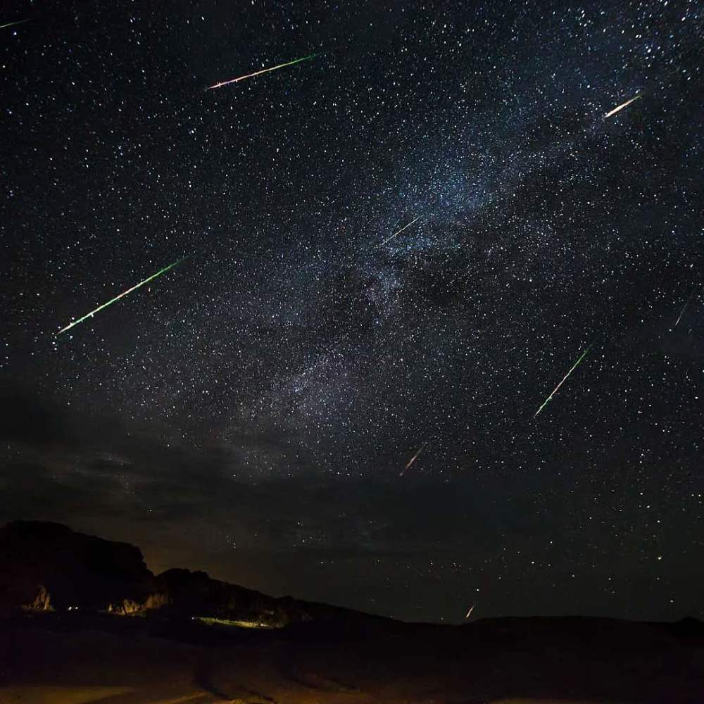4月22日天琴座流星雨划破天际,在等候观看之前你需要知道这些