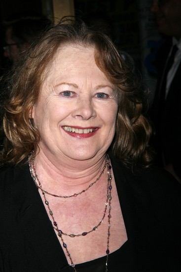 《绝望主妇》演员雪莉·奈特去世,曾两度提名奥斯卡|雪莉·奈特