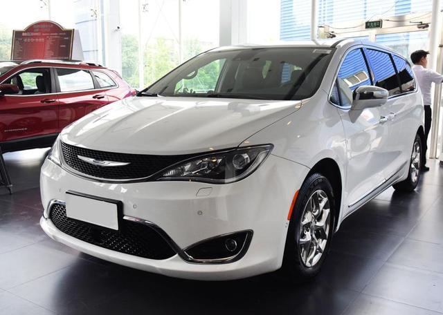 令丰田埃尔法汗颜的进口mpv,车宽超2米,配3.6l引擎,油耗1.8l|丰田埃尔