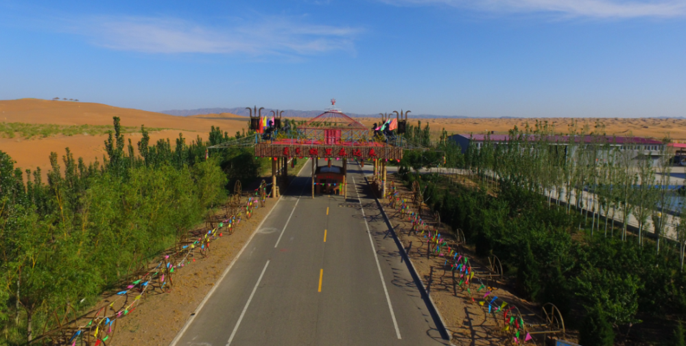 阿拉善这个嘎查"颜值"高,致富有"门道"!