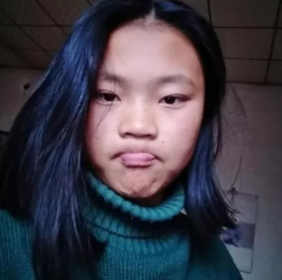 学校里公认"最丑"的3种发型,女生自认为很仙,难怪你没男朋友