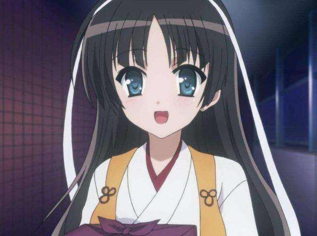 星伽白雪天女目瑛是《缘之空》叉依姬神社里的巫女,是渚一叶同父异母