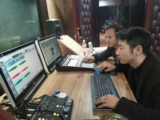 贵州歌手袁永洪携手周律 推出爱国纪念烈士英雄单曲《英雄事迹》