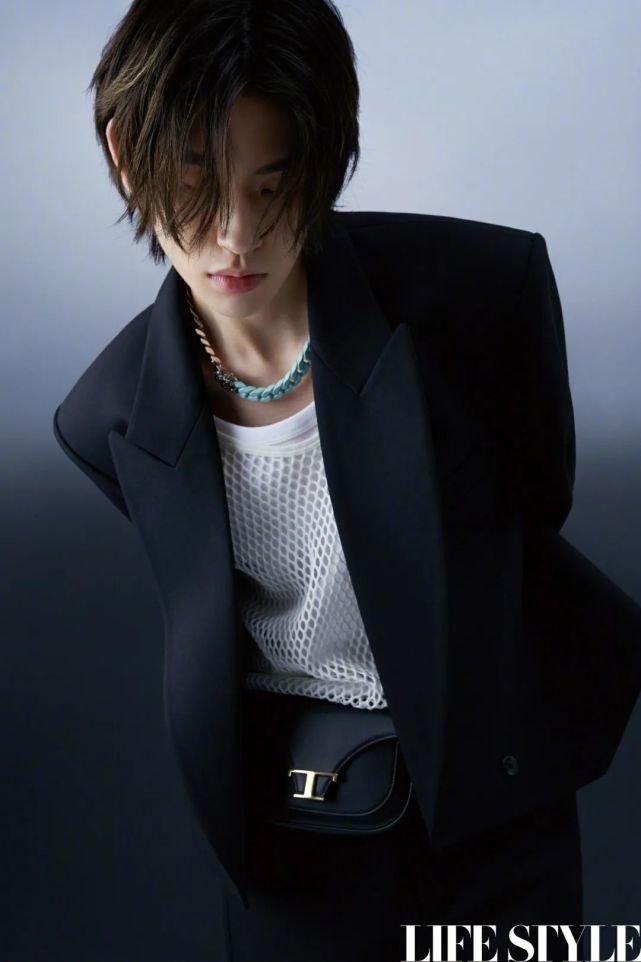 知道未来有你,所以我才想向前跑一跑|余秀华|王琳凯