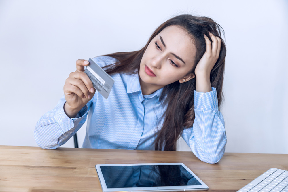 女人背叛婚姻后,还可以原谅吗?听听这3位男人的心里话