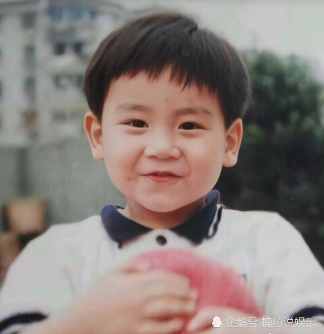 如果彭于晏的健身对比照不放在网上,应该很多人都不知道,曾经小时候的