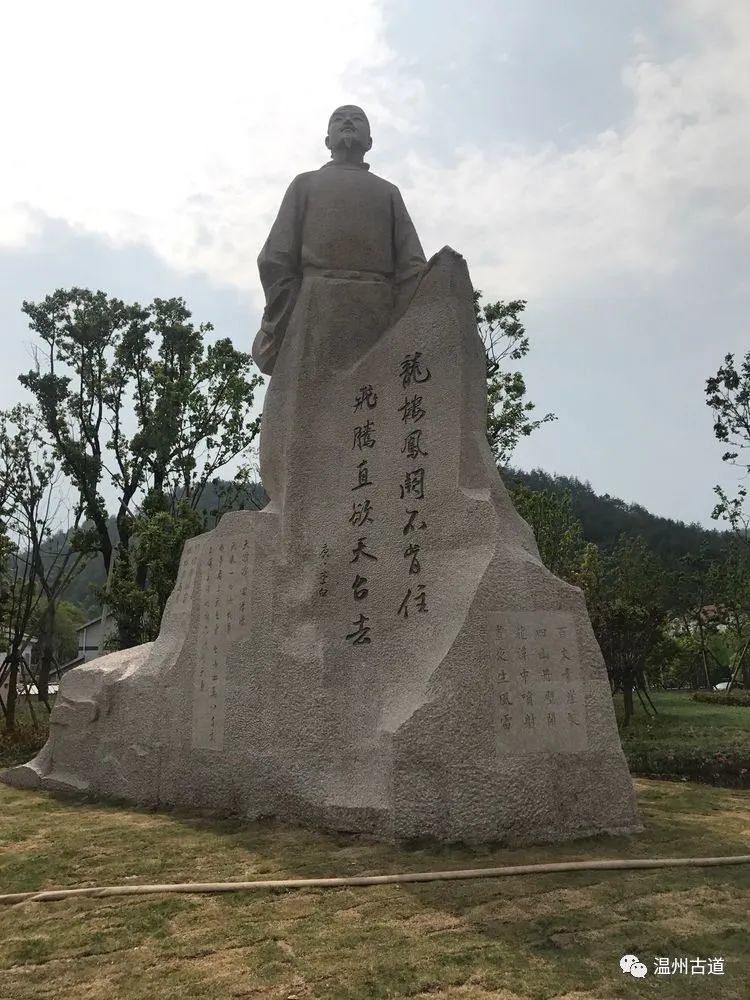 天台大瀑布，在诗意里流淌