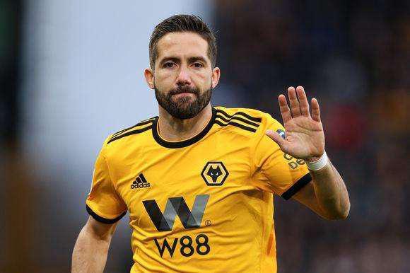 葡萄牙人,而除了他之外队中还有多达8位葡萄牙人,在锋线上迪奥戈洛塔