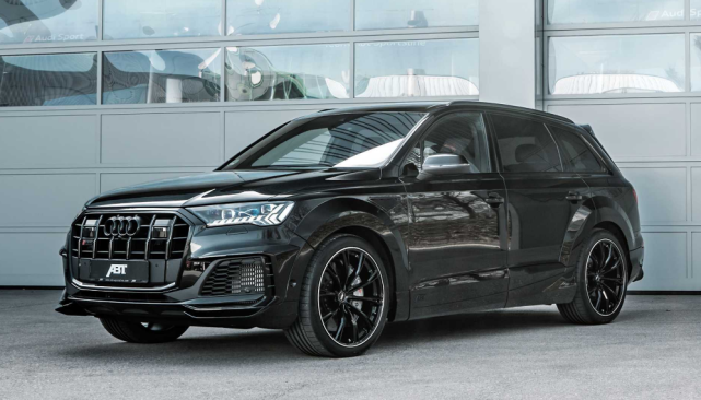 奥迪q7"黑武士"风格亮相,真碳纤维上身!503马力香吗?