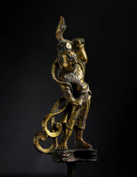 "真男人的象征"——唐代铜鎏金力士像赏析