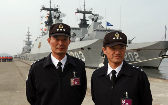 (图片来源:台湾《中时电子报》)台湾海军"敦睦舰队"爆发群聚感染新冠