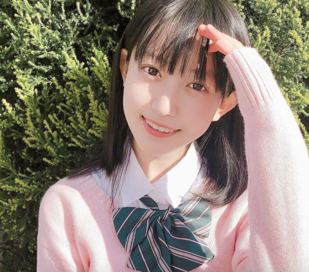 18岁美女学霸不仅靠身材吸睛 青涩模样美到逆天 - 265学校教育网