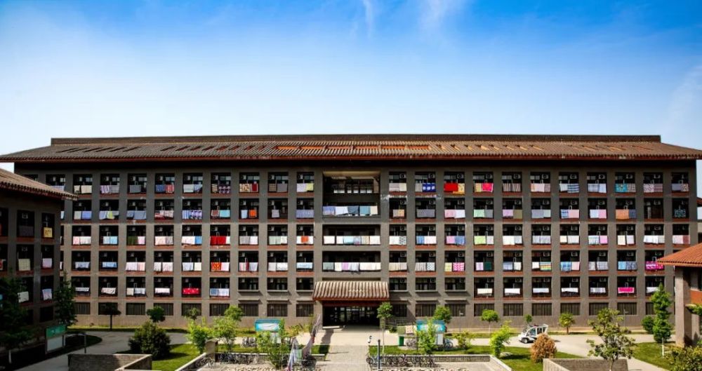 这次建大成了"别人家"大学!