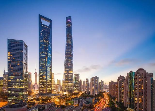 香港上海gdp_最新人均GDP排名:香港第1,南京第7,上海第10,武汉超厦门(2)