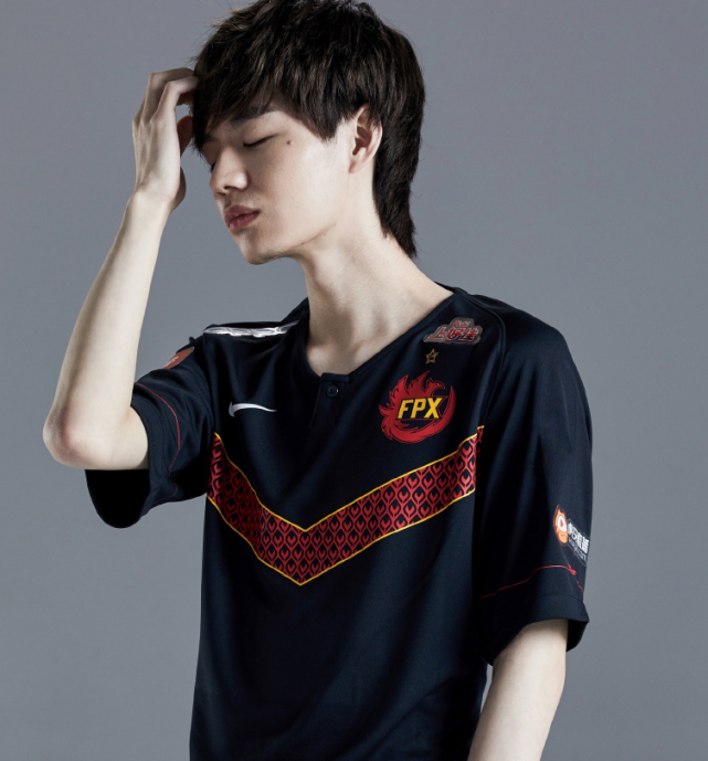 刘青松谈厂长并解释当年为什么没去edg小天疯狂拱火带节奏