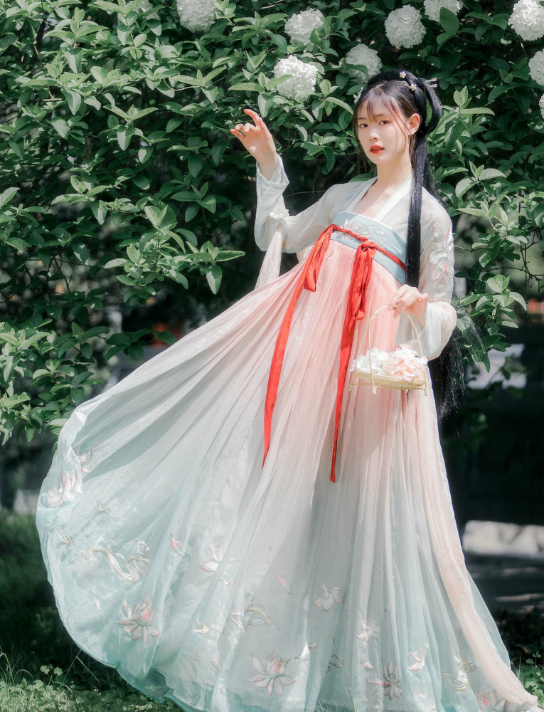 这些下半身搭配超级好看的汉服每一套都是视觉盛宴勿错过