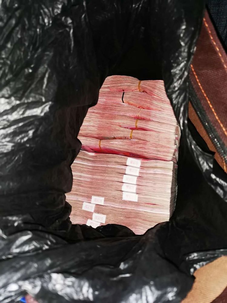 15万现金找回来了,多亏了西安的哥!_腾讯新闻