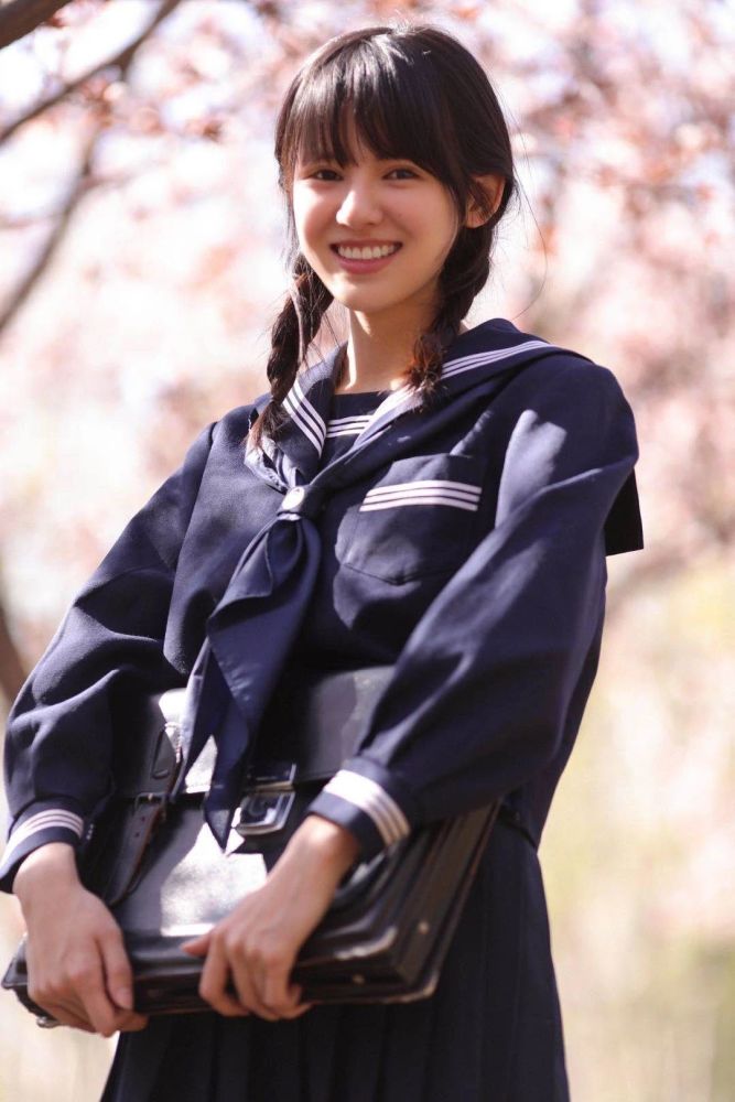 剧情魔改强行加戏成化女主鹤男成牺牲品