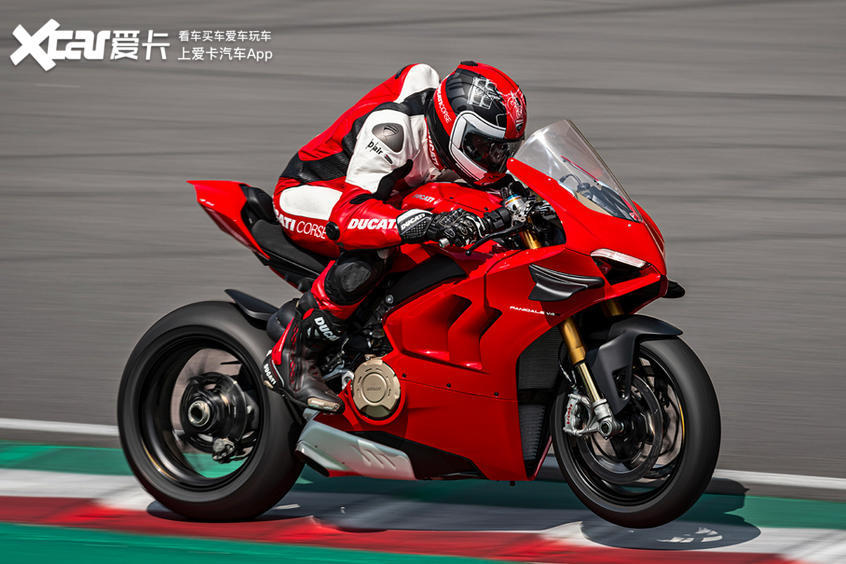 收藏级杜卡迪经典车Desmosedici RR实拍_腾讯新闻