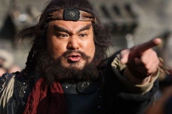 晁盖|黑旋风李逵有个巨大缺陷，遭晁盖警告，却依然我行我素