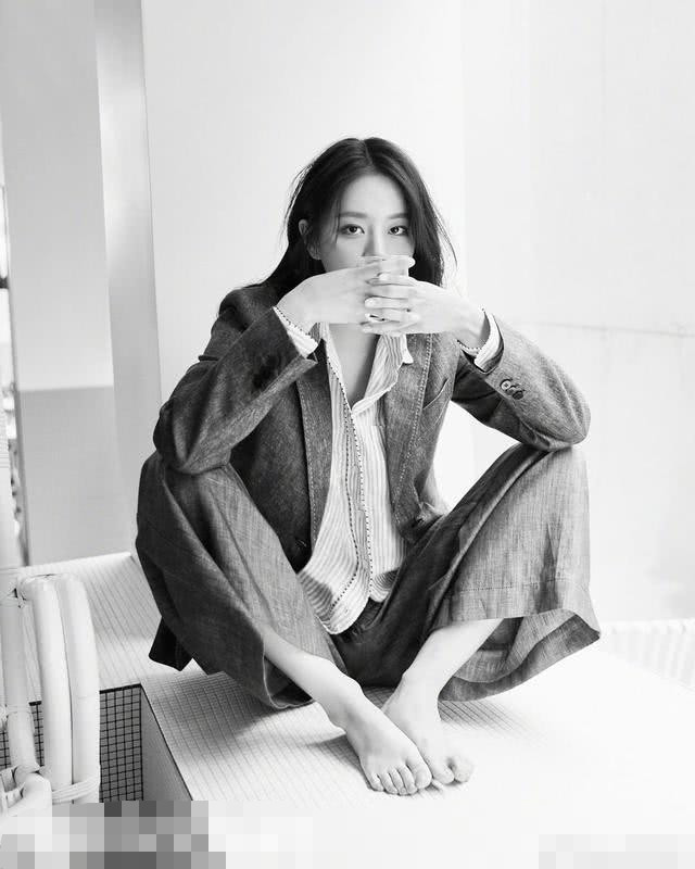 《请回答1988》里饰演德善的女孩子现在长成这样,多