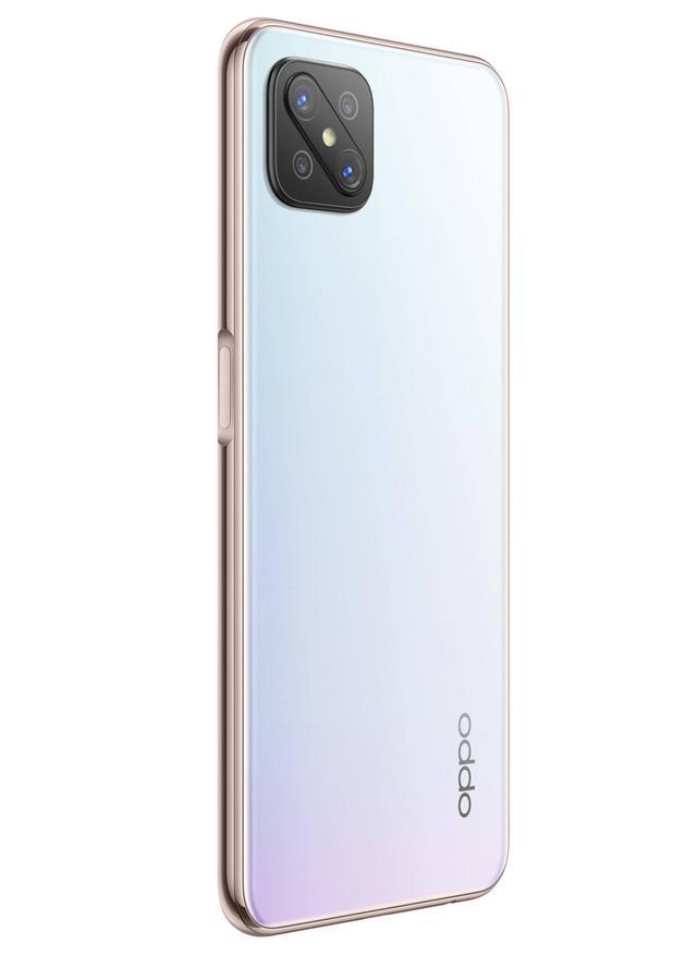 oppo a92s的整體外觀設計可以說是簡約而不簡單.簡約是指其擁有2.