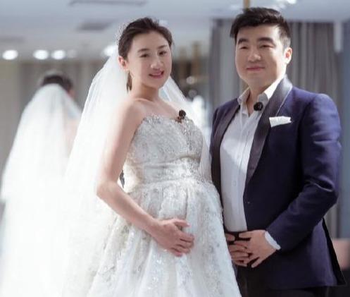 何雯娜家办婚礼因出阁宴回门宴引分歧出阁宴跟回门宴的区别